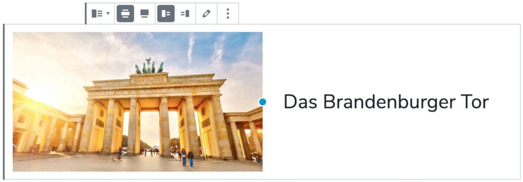 Screenshot des Medien-und-Text-Blocks, nachdem ein Bild vom Brandenburger Tor und der Text "Das Brandenburger Tor" hinzugefügt wurde.